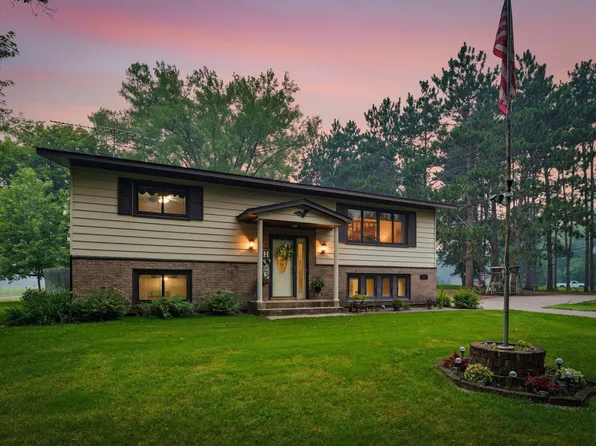 18440 Jackson St NE, Cedar, MN 55011