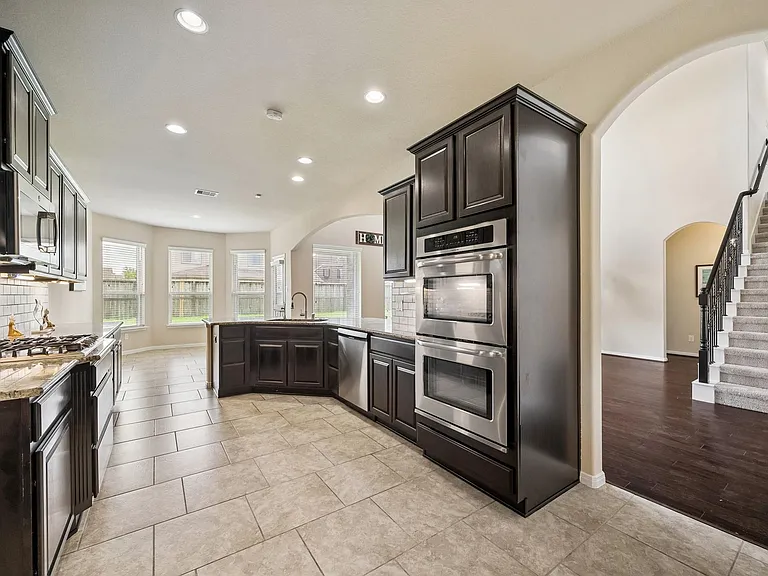 13935 Carncross Ct — Photo 3