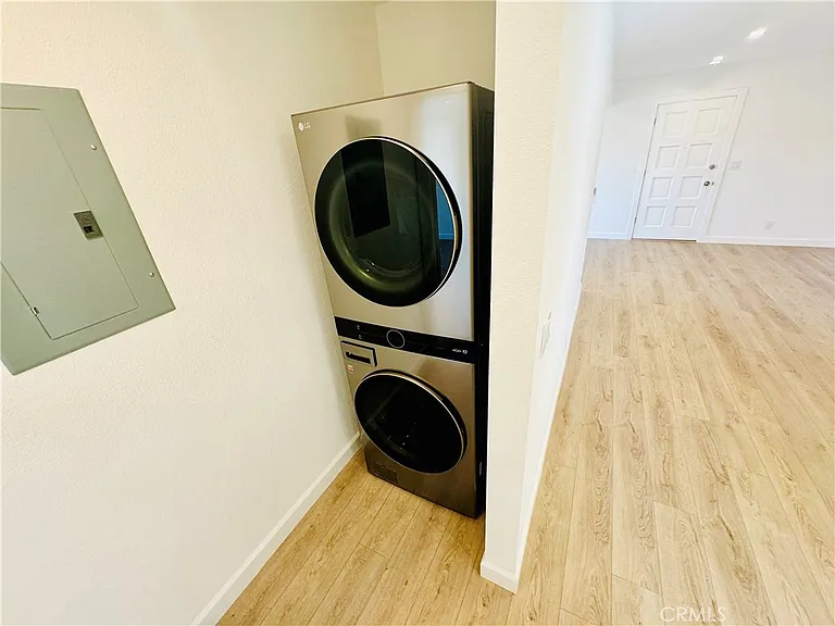 112 E Avenida San Gabriel #3 — Photo 12