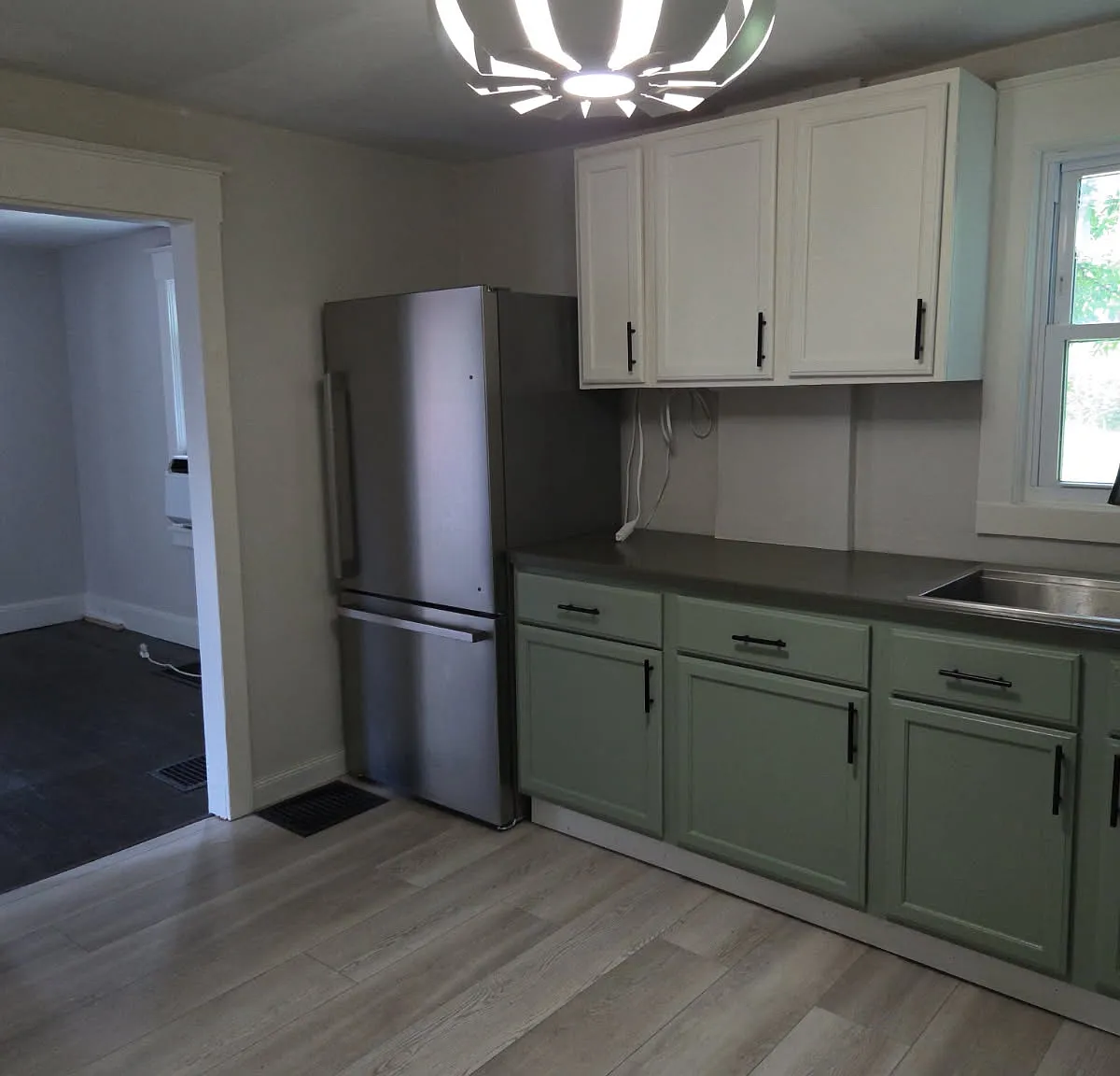 2 bed, 1.5 bath, 954 sqft, $1,600 — Photo 4