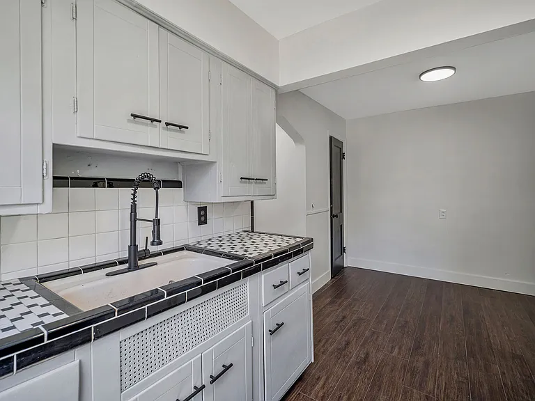 6313 Girard Ave #1 — Photo 8