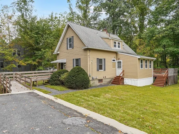 62 Tory Fort Ln, Worcester, MA 01602