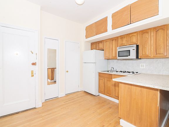 2nd image of 1059 2nd Ave #2E