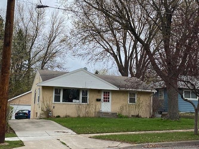 1st image of 2173 Margaret St