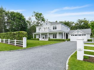 12 Halsey Rd, Remsenburg, NY 11960