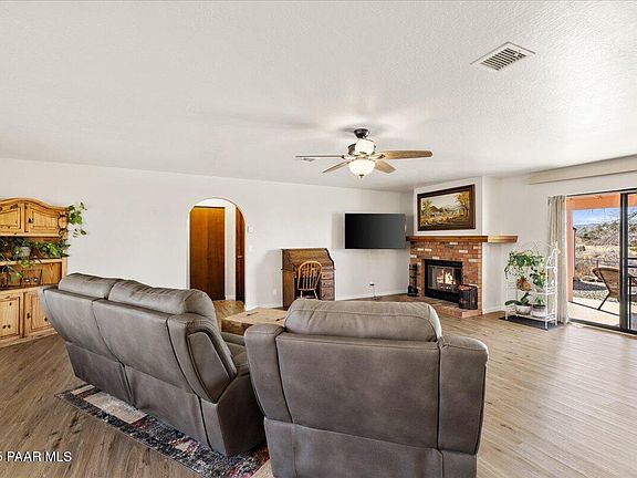 3rd image of 4348 N Kearny Cir
