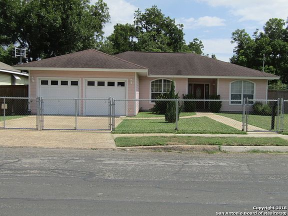 2nd image of 906 Saldana St