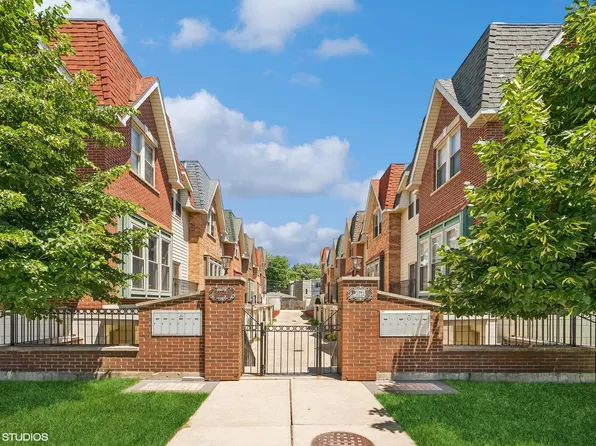 3711 N Milwaukee Ave Unit 5, Chicago, IL 60641