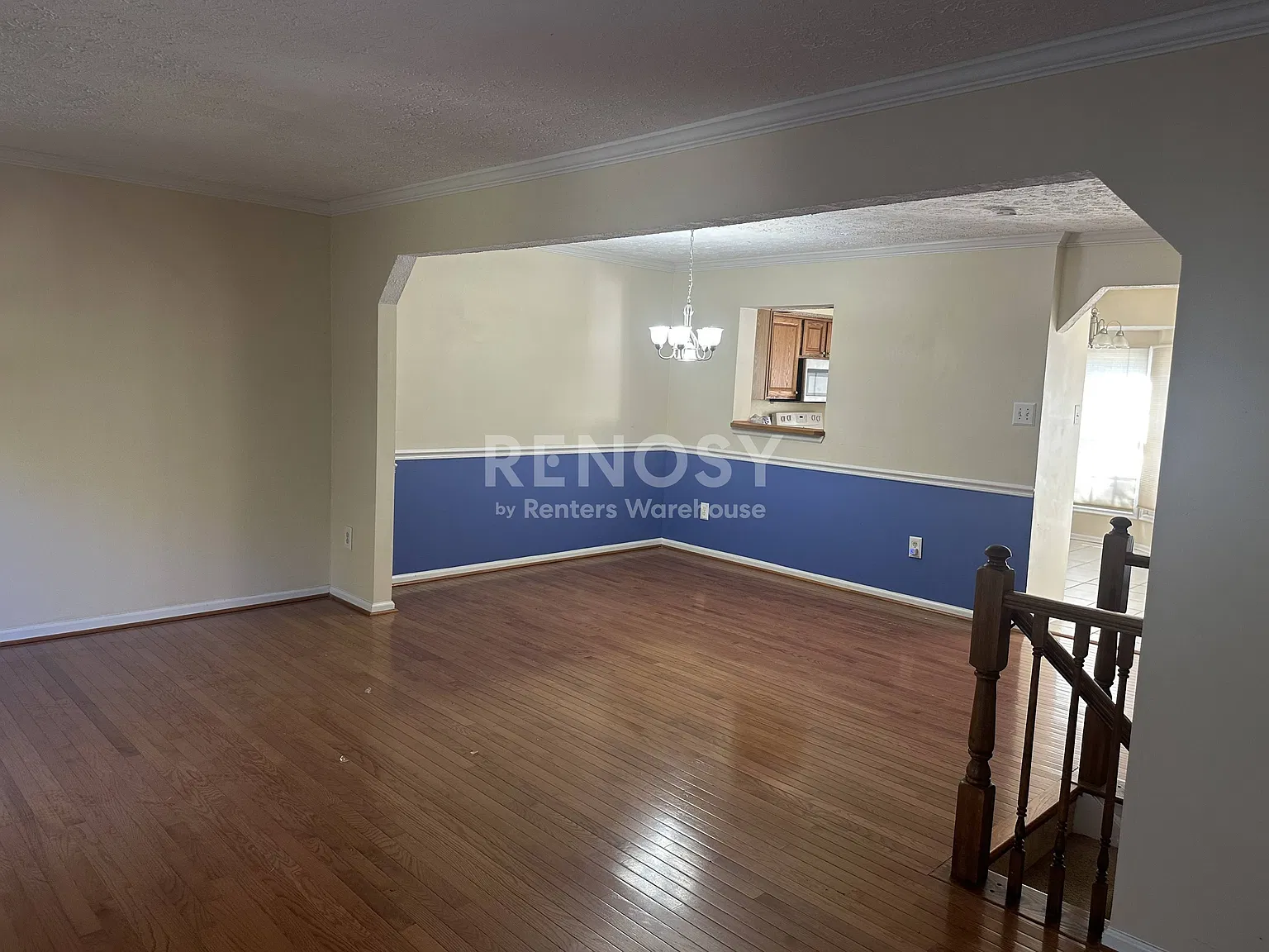 Fabulous Nottinham Townhouse w/Two Master suites — Photo 4