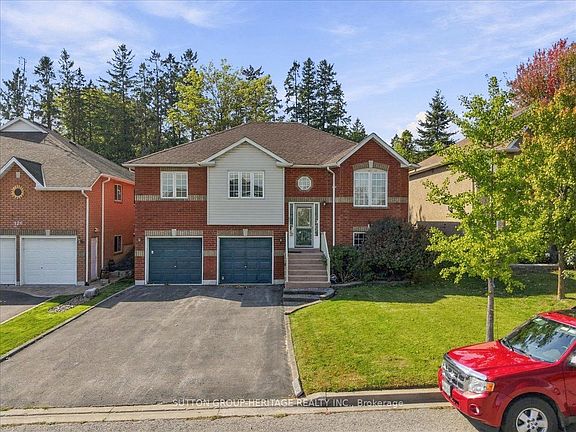 2nd image of 122 Perryview Dr