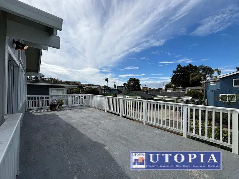 212 Treasure Island Dr — Photo 16