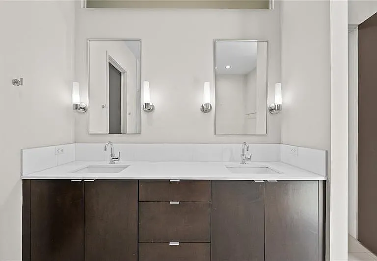 721 Longleaf Dr NE #6 — Photo 24