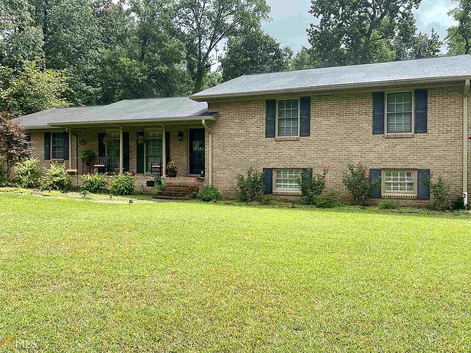 1st image of 211 Brookwood Dr