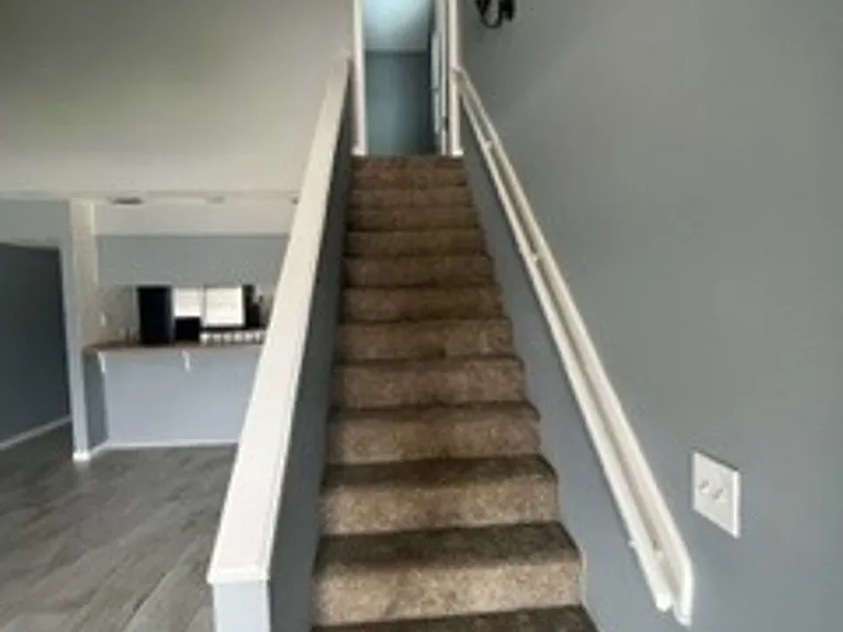1206 Stephen Dr #1 — Photo 3
