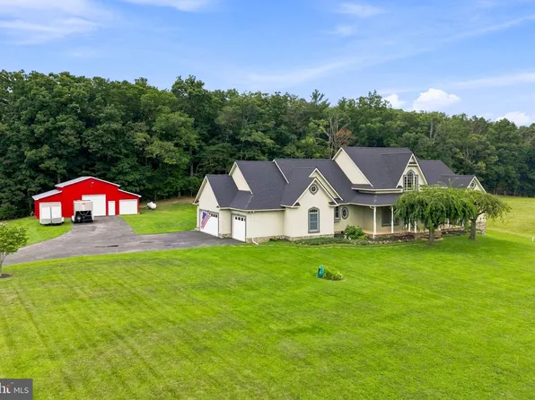 2216 Laurel Grove Rd, Winchester, VA 22602
