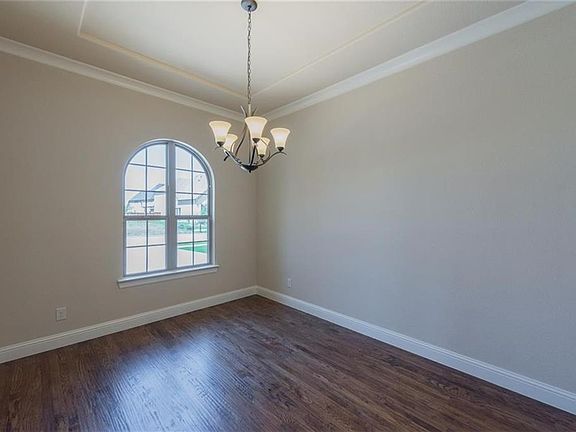 5th image of 4300 Autumn Sage Dr