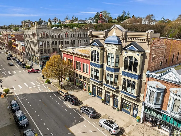 830 Water St — Photo 16