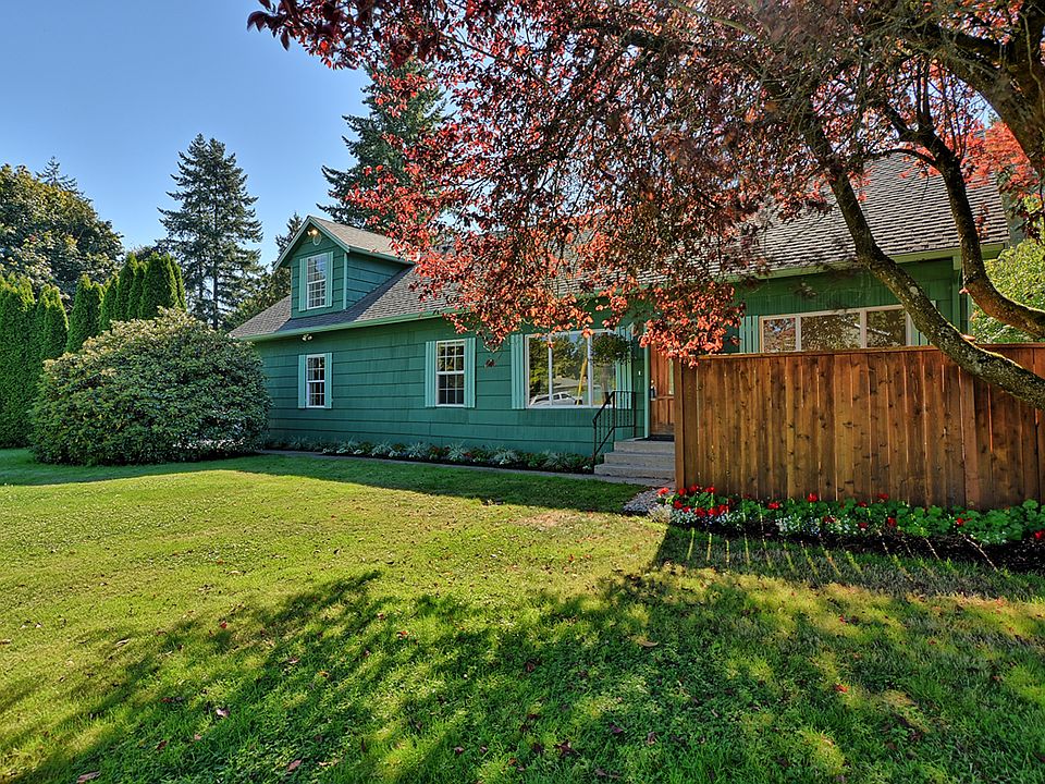 1st image of 1021 Pilchuck Ave