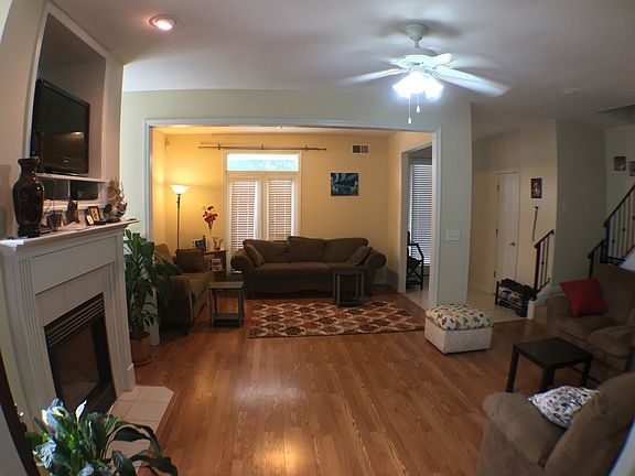 5th image of 198 Island Bluff Dr
