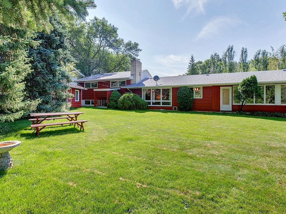 1st image of 3326 Belden Dr