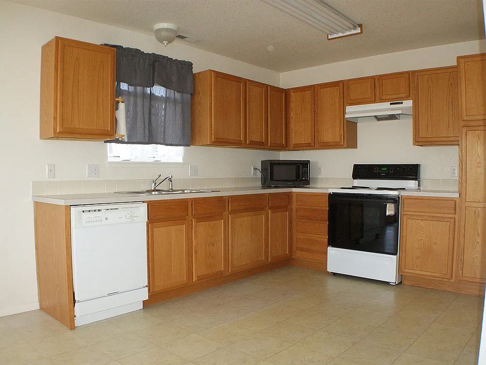 1st image of 1501 Boswell Ct
