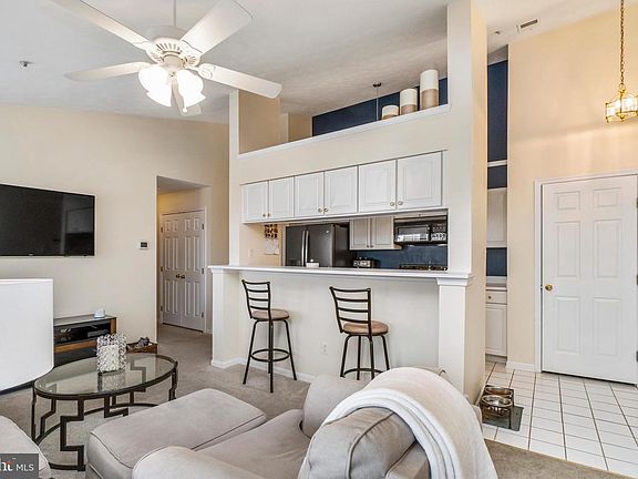 3rd image of 81 Willow Path Ct #11