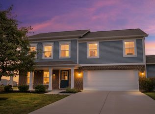 6218 N Woodside Ct, McCordsville, IN 46055