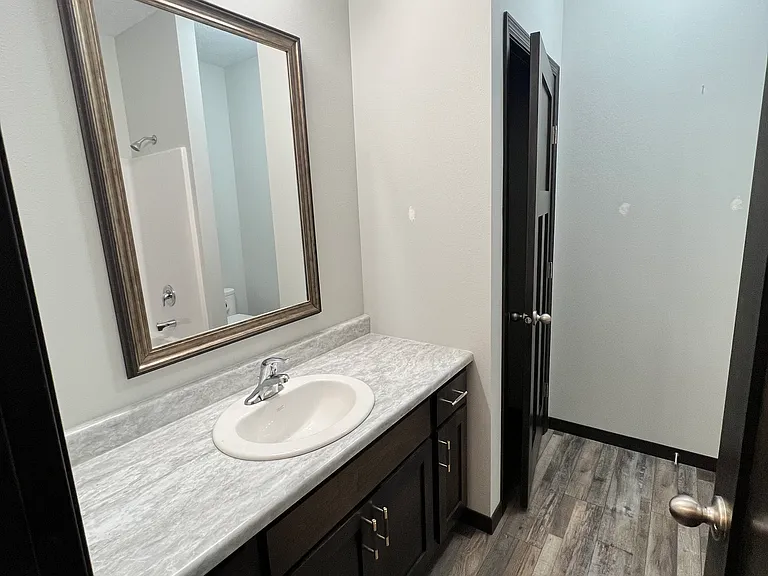 9521 W Dolores Dr — Photo 14