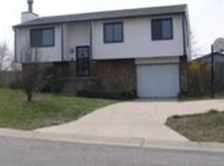 201 E Rosewood Ln, Derby, KS 67037