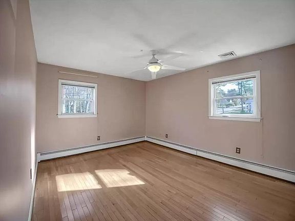 5th image of 6226 Ravenna Way