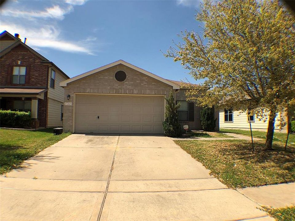 1st image of 15323 Boulder Hollow Ln