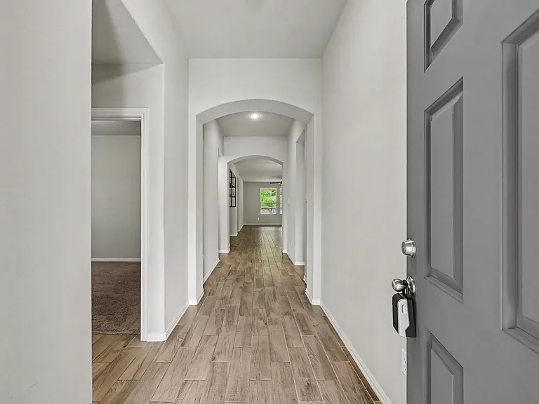 185 Emory Birch Dr — Photo 3
