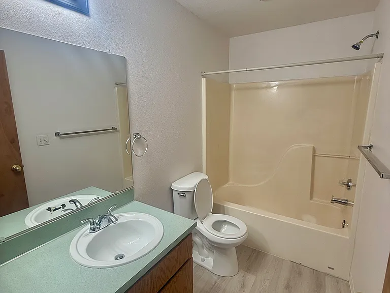 3415 S 48th St #D — Photo 11