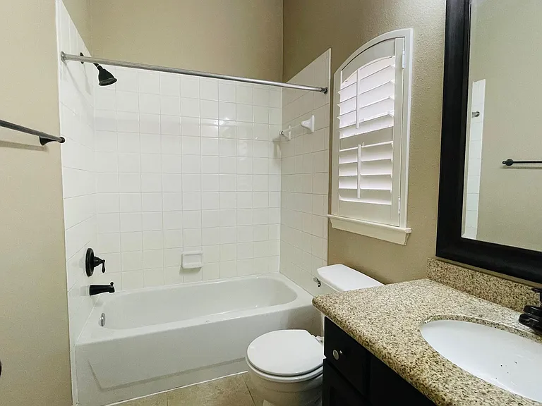 2710 Grants Lake Blvd #G1 — Photo 7