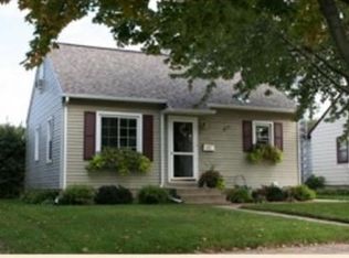 318 18th Ave SW, Rochester, MN 55902