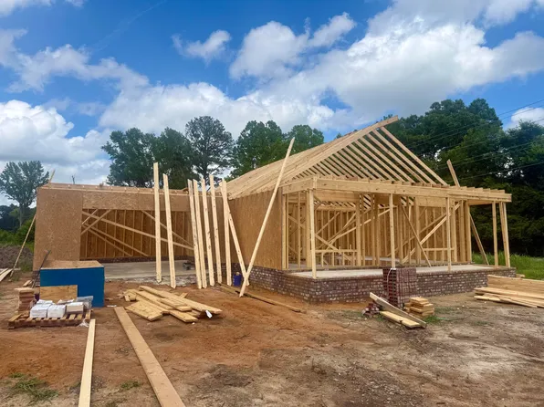 4515 Easy St, Rembert, SC 29128