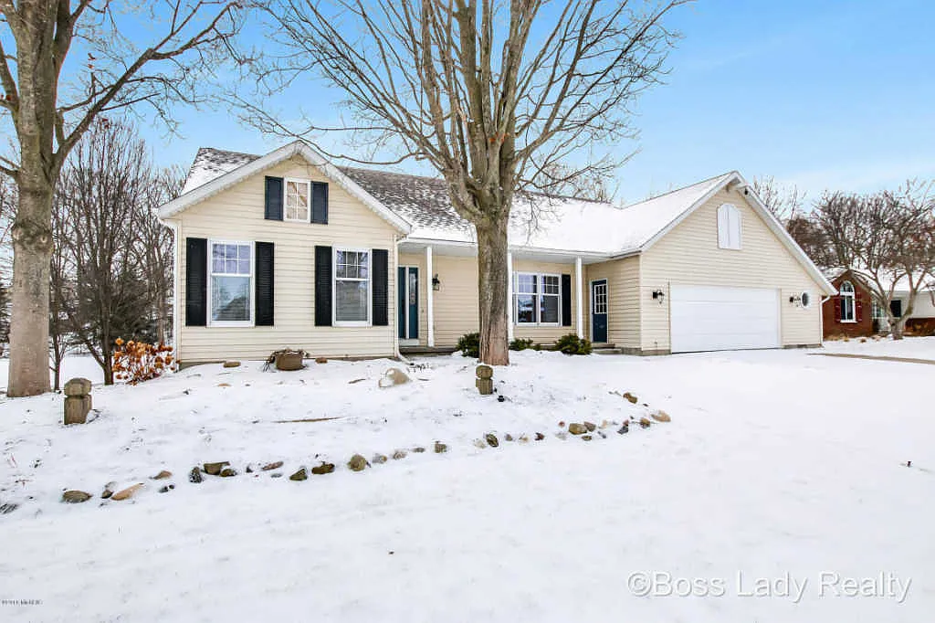 8606 Cedar Lake Dr photo 1