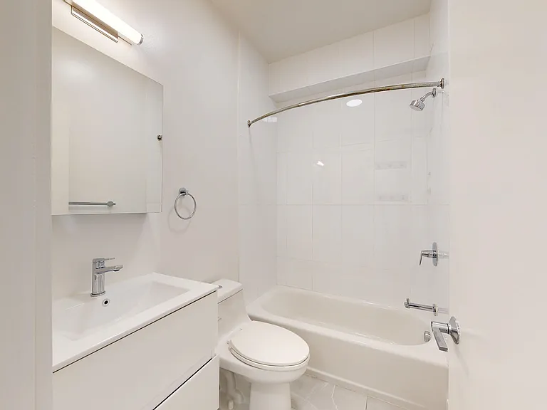 930 Post St #5 — Photo 12