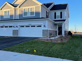 4190 Calder Ln, Aurora, IL 60504