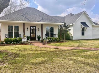 1411 N Church St, Jennings, LA 70546