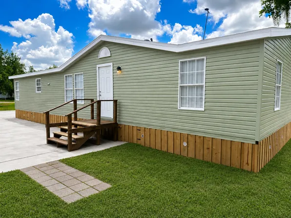 131 Oak Dr, Clewiston, FL 33440