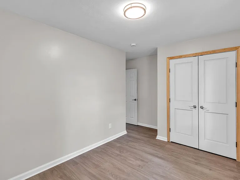 1108 Carver Ave — Photo 22