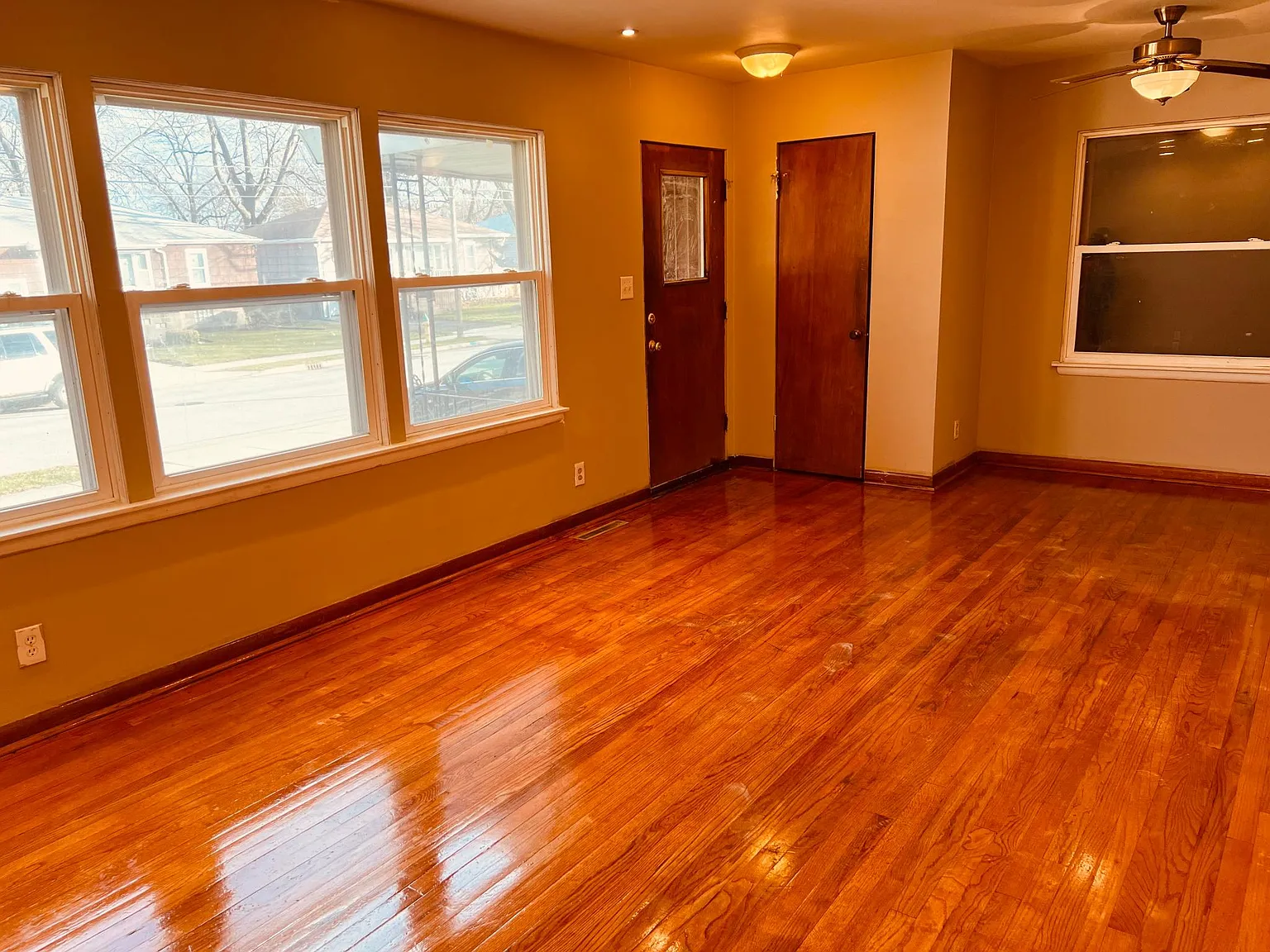 3 bed, 1525 sqft, $1,695 — Photo 3