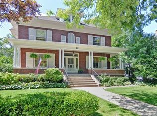 26 S Park Ave, Hinsdale, IL 60521