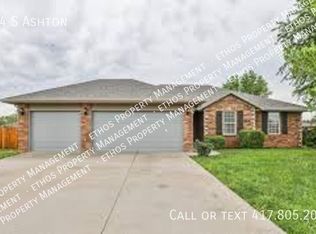 614 S Ashton Ave, Republic, MO 65738