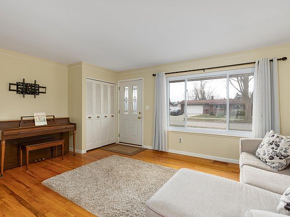 3rd image of 1805 Englewood Ave