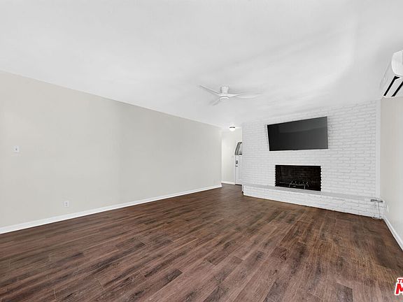 5th image of 5011 Stacy St #B