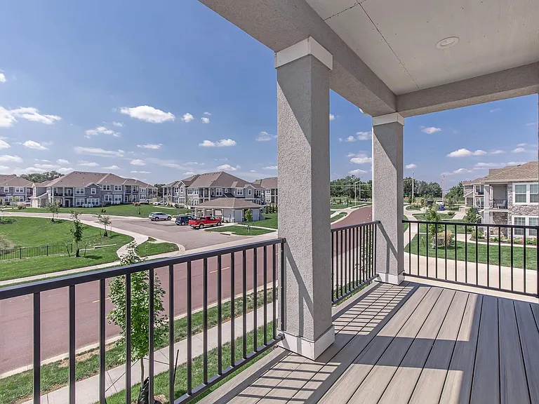 Stonehaven Overland Park — Photo 15