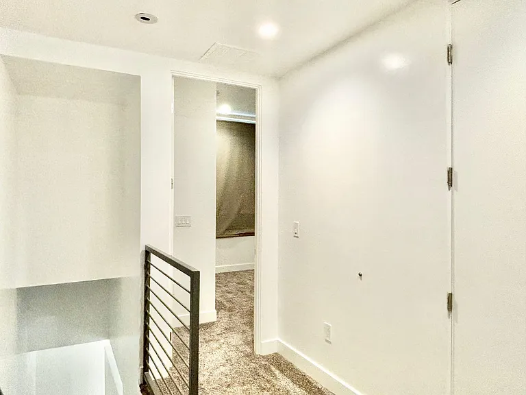 7301 E Minnezona Ave #1006 — Photo 23