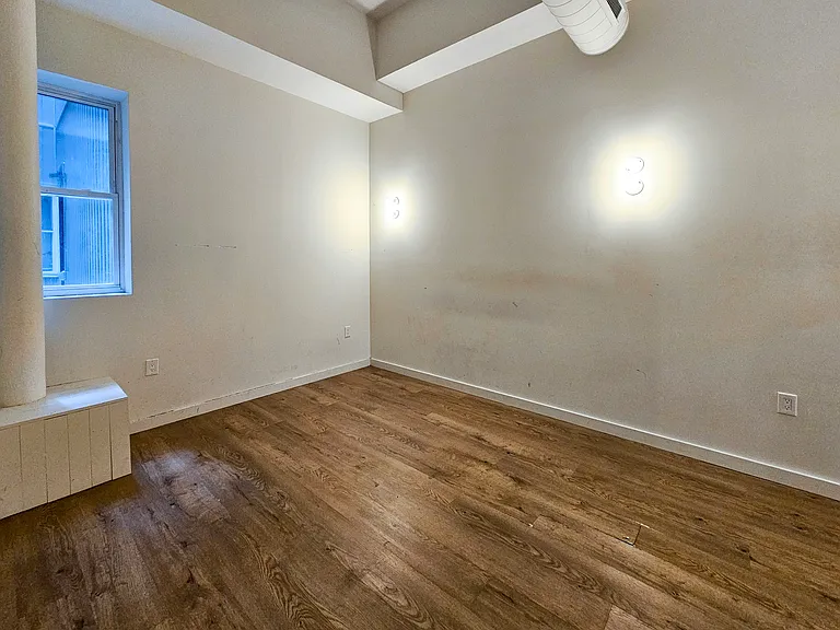 619 N 35th St #102 — Photo 11